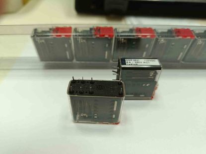 Picture of SGR 282 110VDC 110V 8A 2C 8PIN RELAY