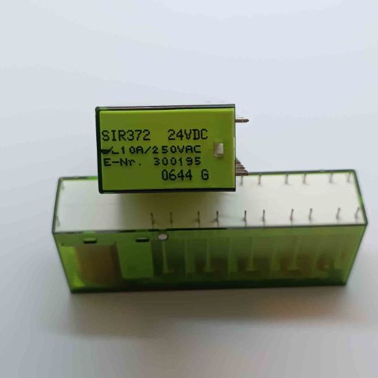 Picture of SIR372-24VDC 24V 10A 3FORMA RELAY