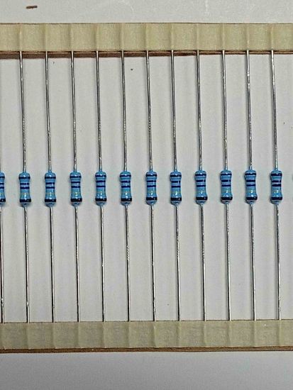 Picture of RES-HV-AX-1M0-1-0207-250MW RESISTORS