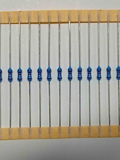 Picture of RN0.6W100RF50PPM 100R 0.6W RESISTOR