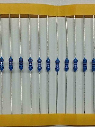 Picture of RN0.6W33K F50PPM T/B 33K 0.6W RESISTOR