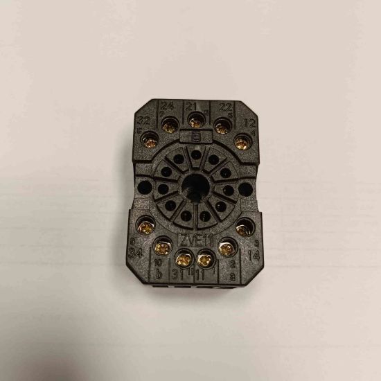 Picture of ZVE11 380V 10A 11PIN RELAY SOCKET