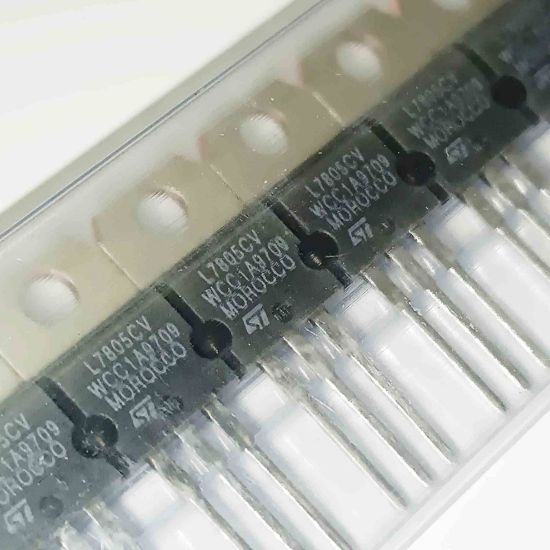 Picture of L7805CV TO220 IC