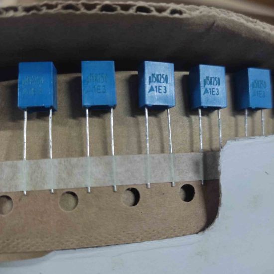 Picture of B32529C3154K189 0,15UF 250V 5mm CAPACITOR