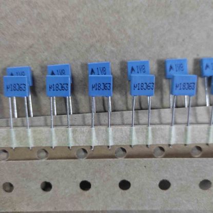 Picture of B32529S184J834  0.18UF 63V 5mm CAPACITOR