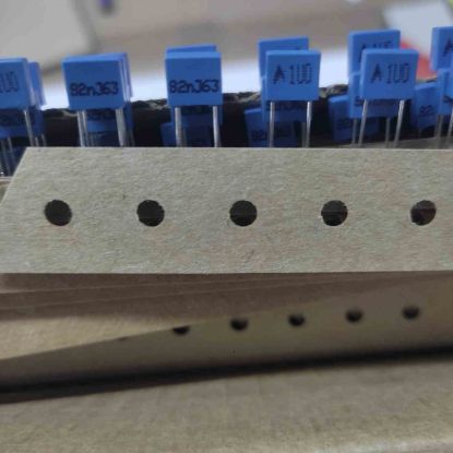 Picture of B32529S823J834  0.082UF 63V 5mm CAPACITOR