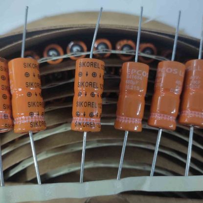 Picture of B41684S7687Q1S1 680UF 40V AXSIYEL CAPACITOR