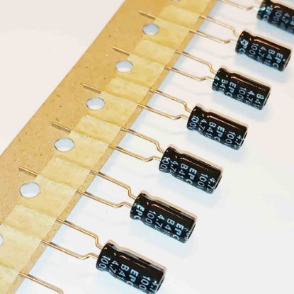 Picture of B418227A9475M 4.7UF 100V CAPACITOR