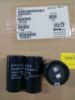 Picture of B43508A9687M 680UF 400V CAPACITOR