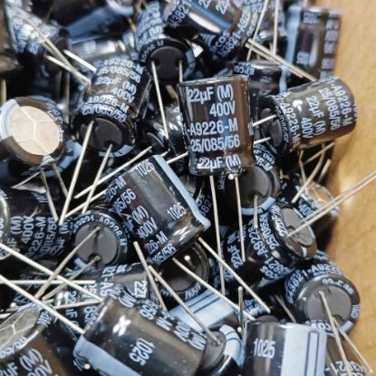 Picture of B43821A9226M 22UF 400V 16x20 CAPACITOR