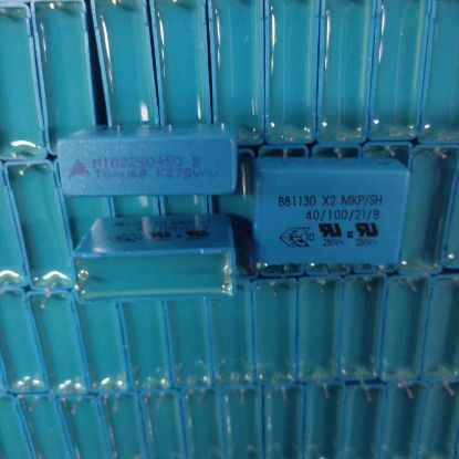 Picture of B81130B1684K3   0.68UF 275VACx2   22,5mm CAPACITOR