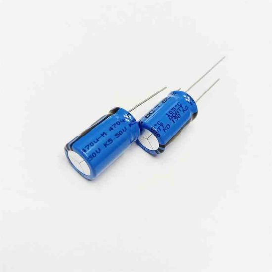 Picture of 470uF 50V 12x20mm  105 CAPACITOR