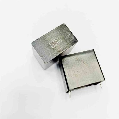 Picture of 2.2uF 450V 22.5mm  CAPACITOR