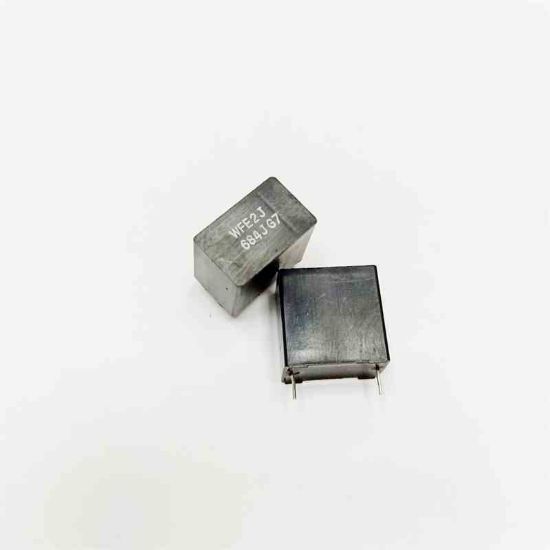 Picture of 0.68uF 450V  CAPACITOR rm 15mm