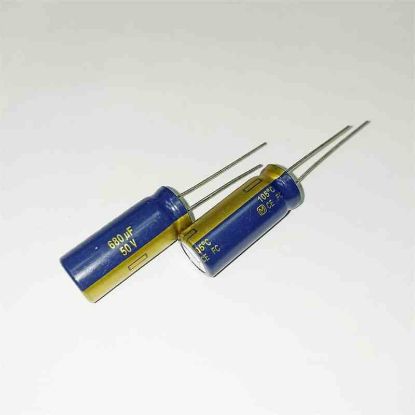 Picture of 680MF 50V 12X30mm 105 CAPACITOR