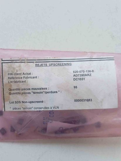 Picture of AD7390ARZ IC