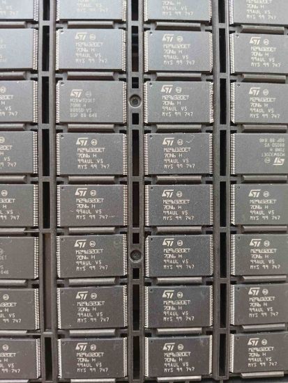 Picture of M29W320ET70NG IC