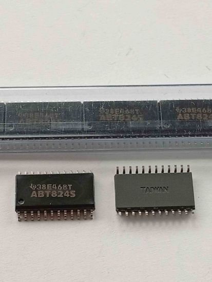 Picture of SN74ABT8245DW IC