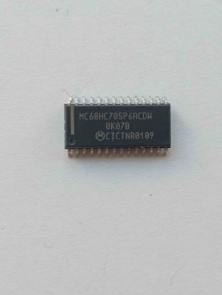 Picture of MC68HC705P6ACOW IC