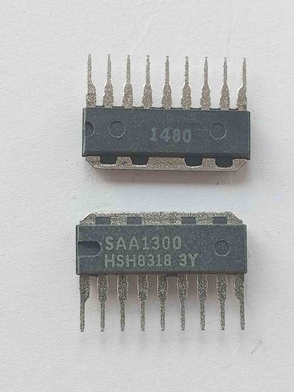 Picture of SAA1300 IC