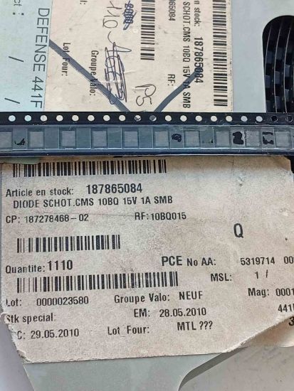 Picture of 10BQ015 1A 15V DO-214AA DIODE