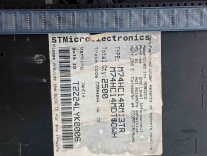 Picture of M74HC14RM13TR IC