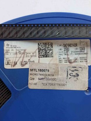 Picture of SN74HC14DR smd IC