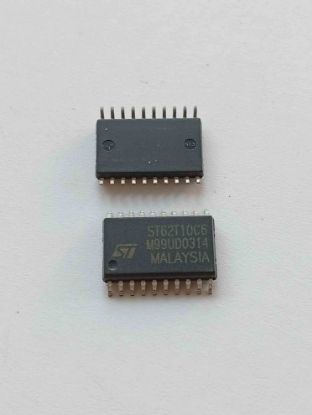Picture of ST62T10C6 IC