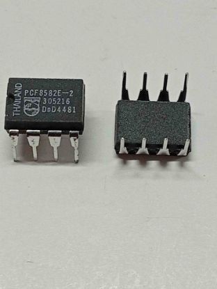 Picture of PCF8582E-2 IC
