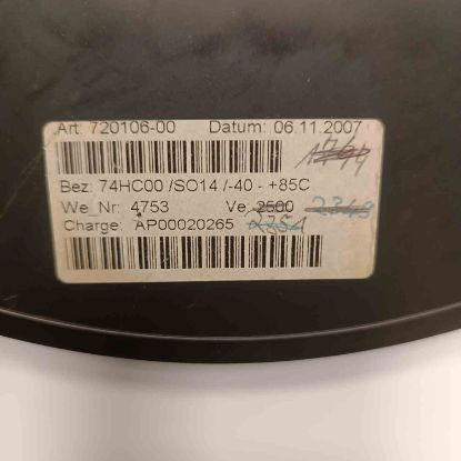 Picture of 74HC00 IC