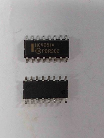 Picture of MC74HC4051D smd IC