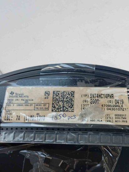 Picture of SN74HC14PWR IC