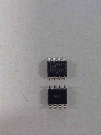 Picture of CY25560 IC