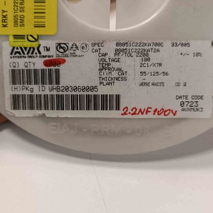 Picture of 08051C222KAT2A 220PF 100V 805 CAPACITOR
