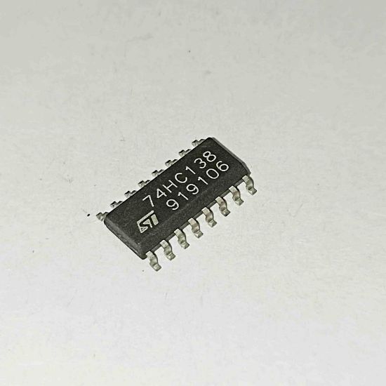 Picture of 74HC138 smd IC