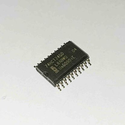 Picture of 74HCT245D smd IC