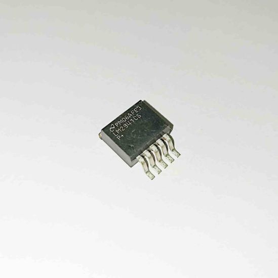 Picture of LM2941CS TO263 IC