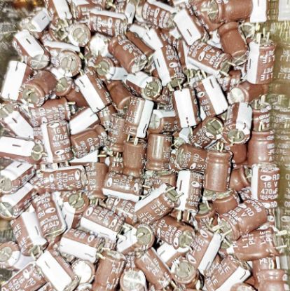 Picture of 470MF 16V 8x12 105 CAPACITOR