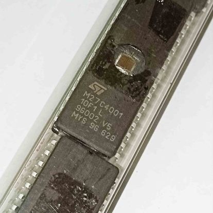 Picture of M27C4001-10FI DİP IC