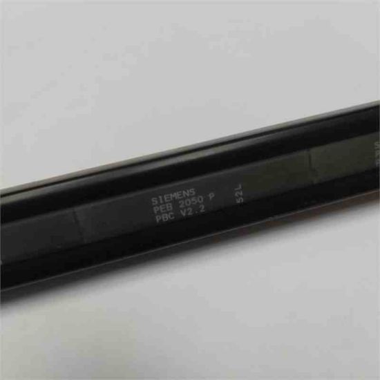Picture of PEB2050P IC