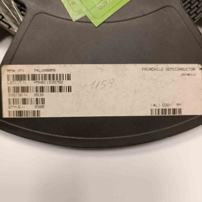 Picture of 74LVX00 IC