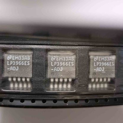Picture of LP3966ESX IC