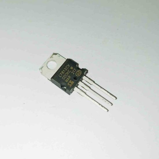Picture of L7812CV 12V 1A TO220 IC