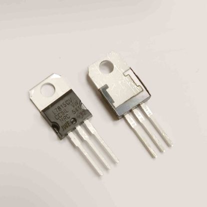 Picture of L7815CV 15V TO220 IC