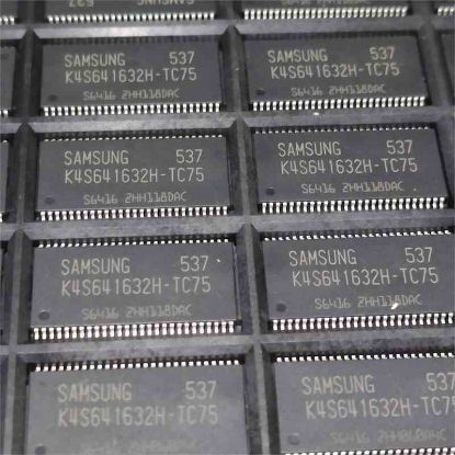Picture of K4S641632H-TC75 IC