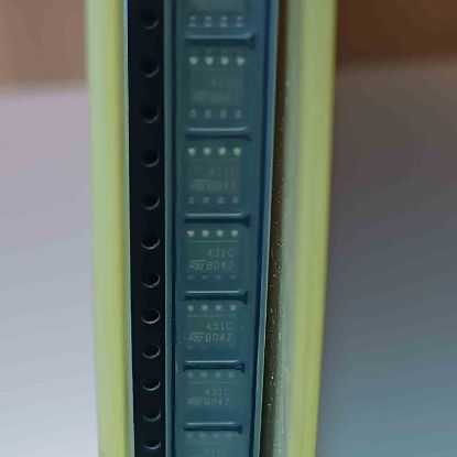 Picture of TL431CDT SOIC8 IC