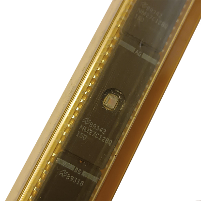 Picture of M27C128Q-150 DIP IC
