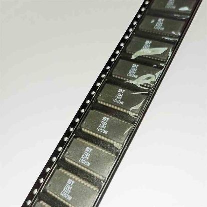 Picture of IDT7164 IC