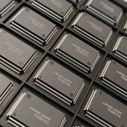 Picture of M30612SFP IC