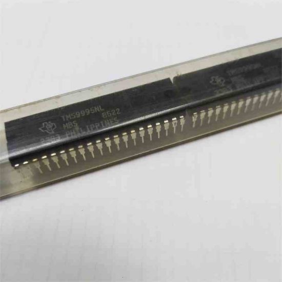 Picture of TMS9995NL IC